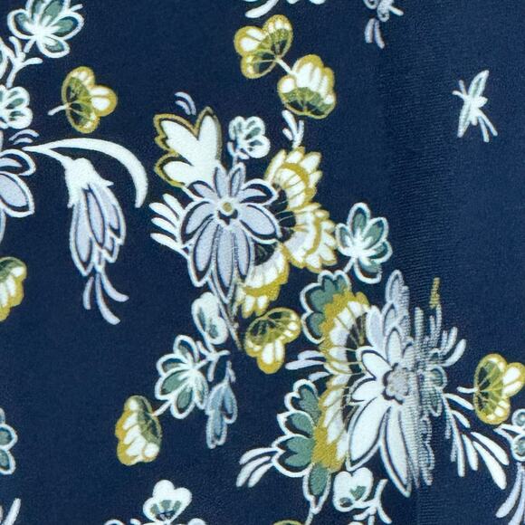 NWT Ann Taylor V-Neck Dress Size Medium - Picture 8 of 9